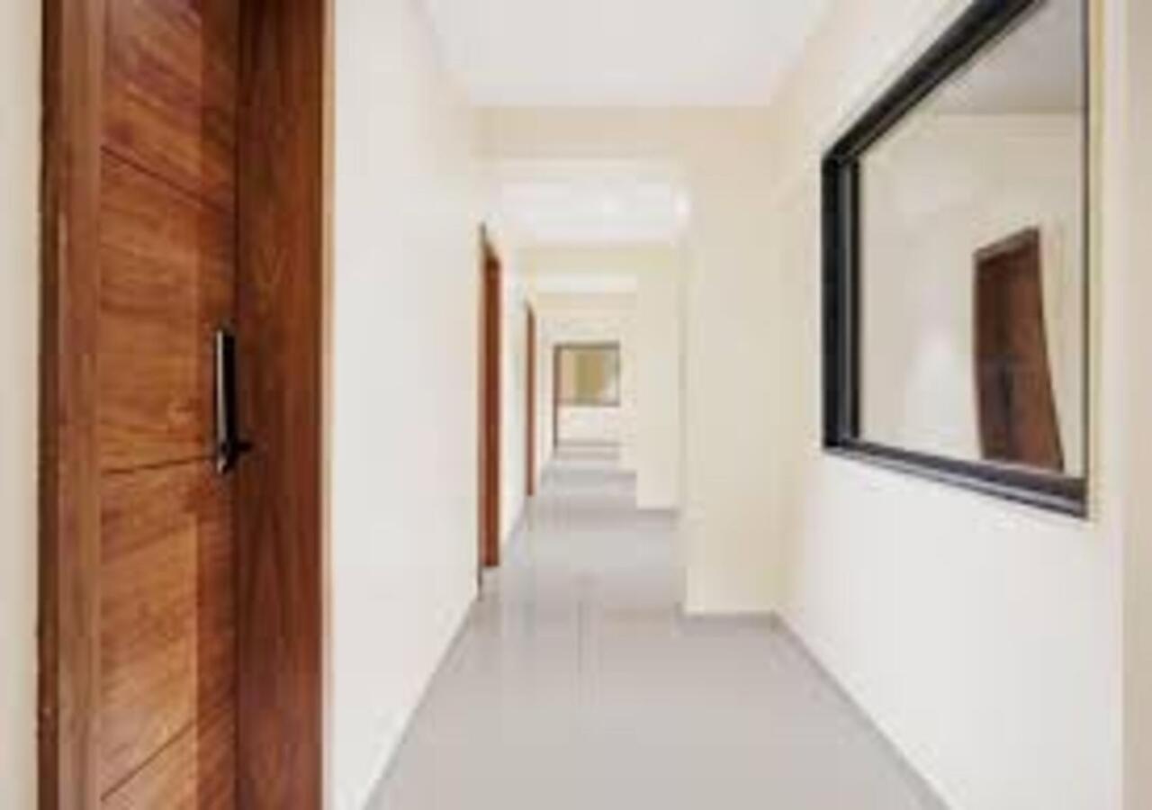 L P Regency, بونة المظهر الخارجي الصورة