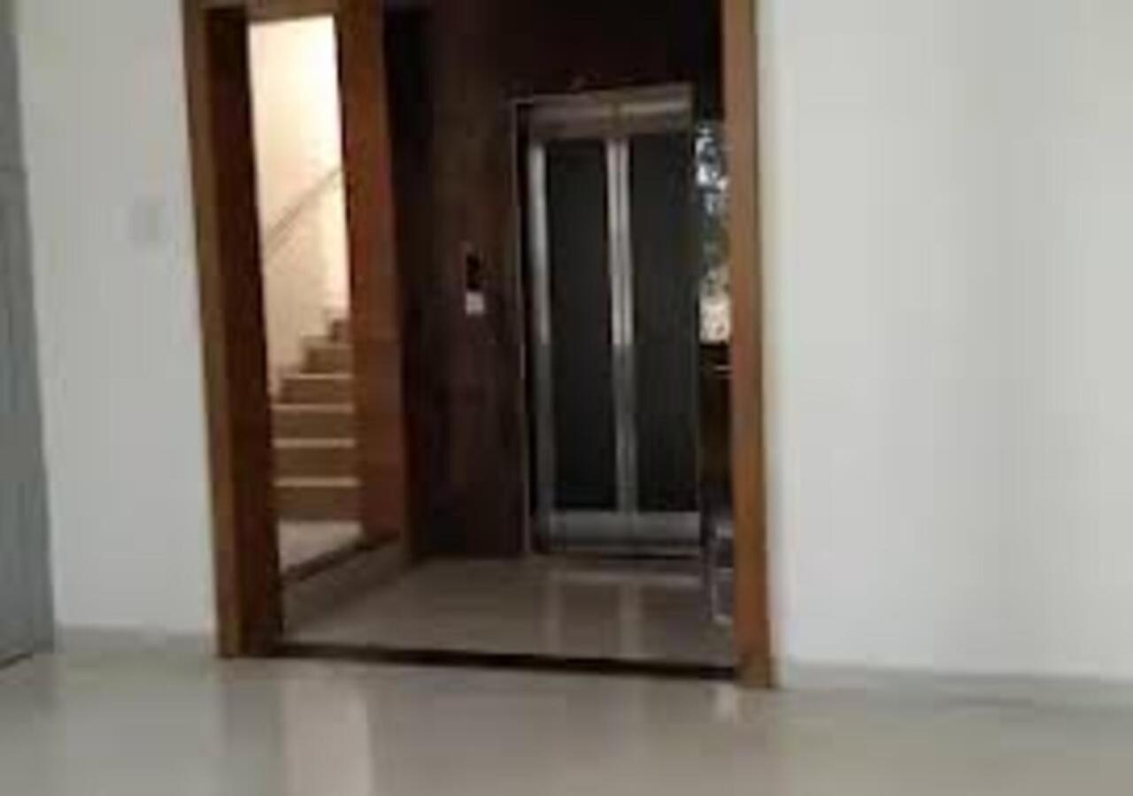 L P Regency, بونة المظهر الخارجي الصورة